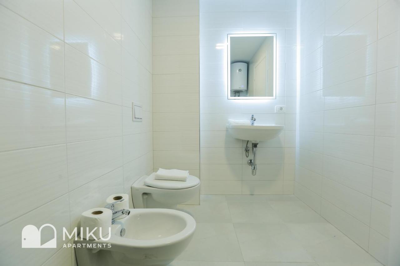 Miku Apartment - Vibrant 1Bd Apartment At Olympic Residence Tirana Eksteriør billede